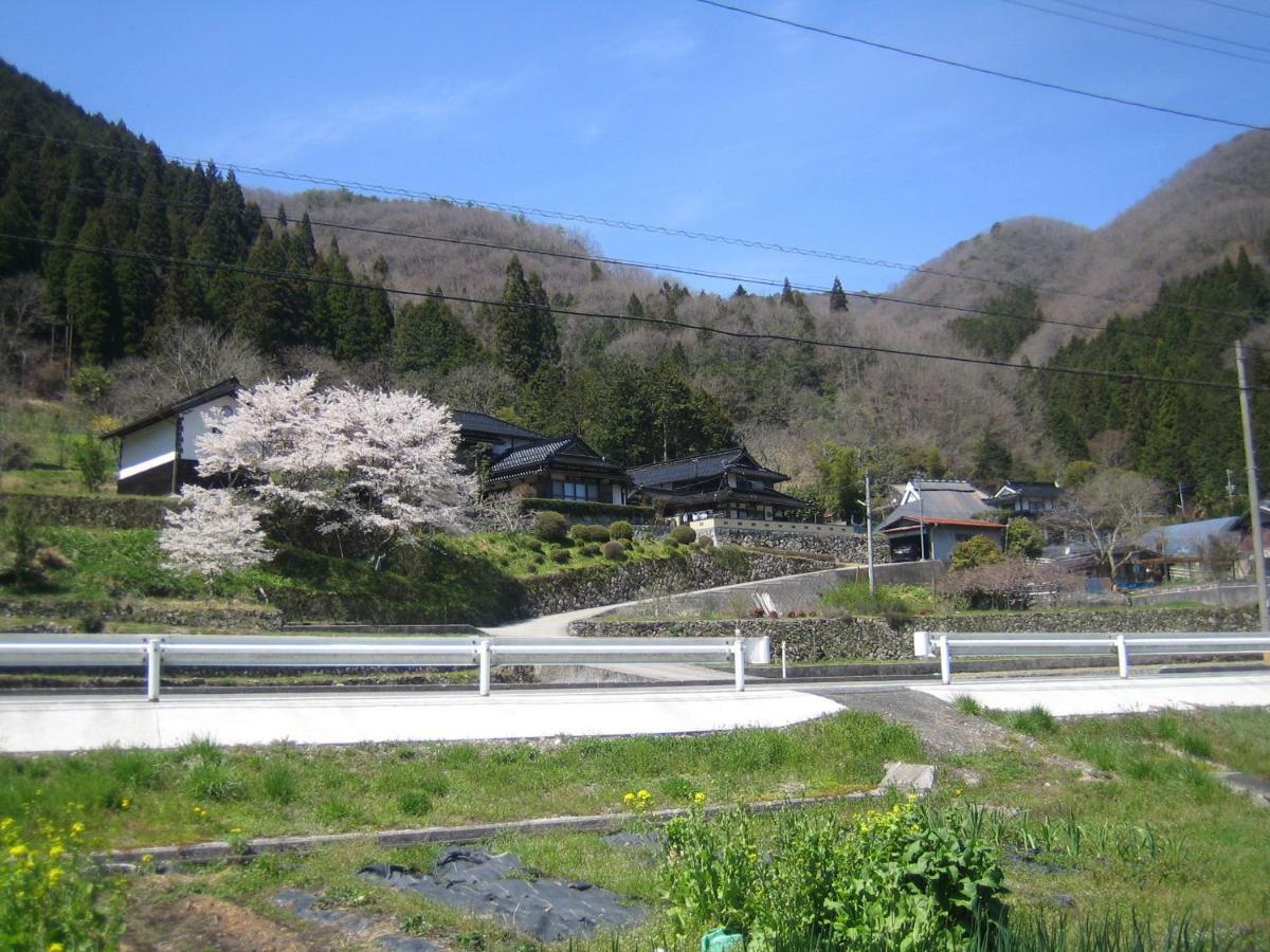Japanese Style Inn Dohzen Miwa Niimi Exteriör bild